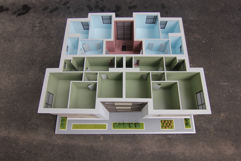 Разборный макет жилого дома с показом планировок Фото 4