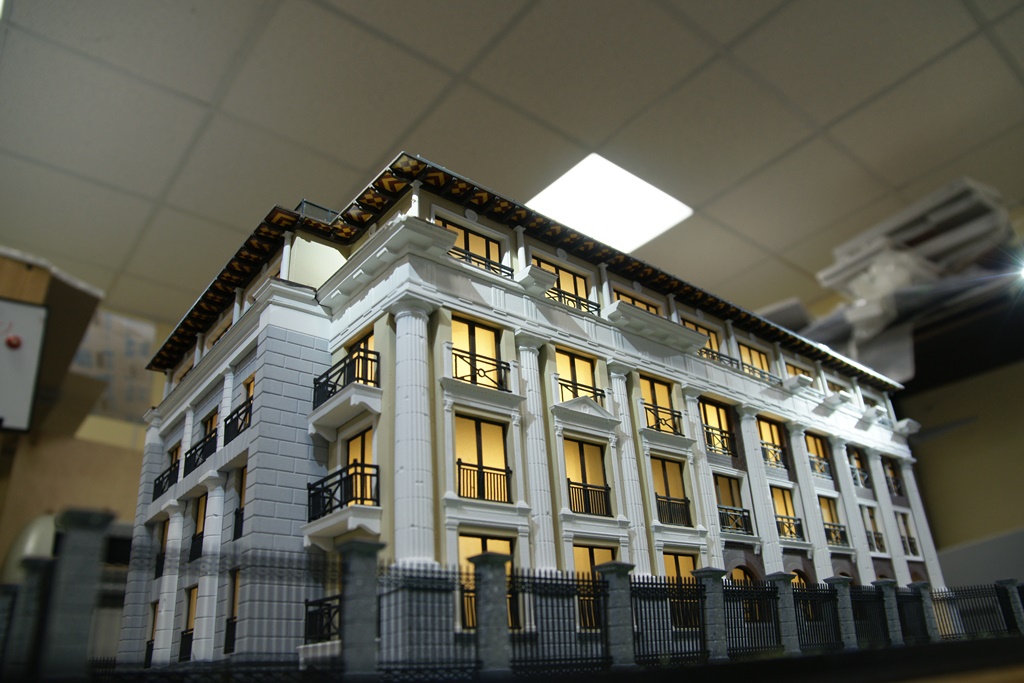 Макет жилого дома по проекту архитектора Филиппова в масштабе 1:75 Фото 1